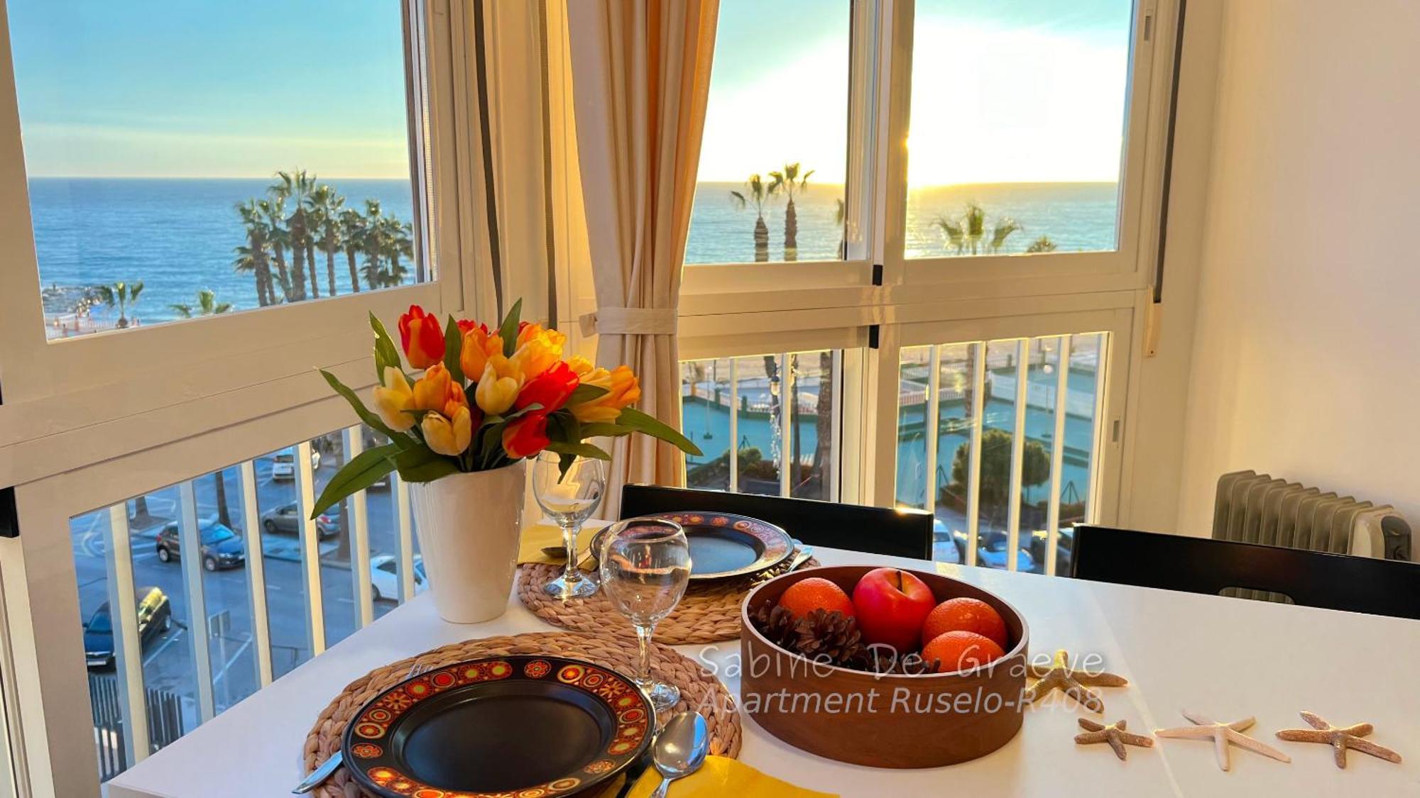 Love Nest By The Sea Wake Up With Ocean Views In Every Room Ruselo R408 Torrox Eksteriør billede