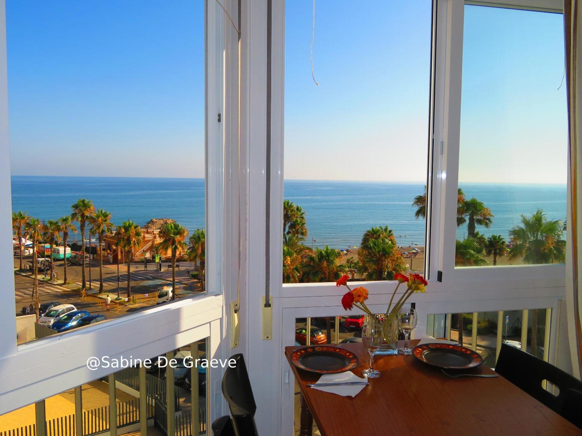 Love Nest By The Sea Wake Up With Ocean Views In Every Room Ruselo R408 Torrox Værelse billede